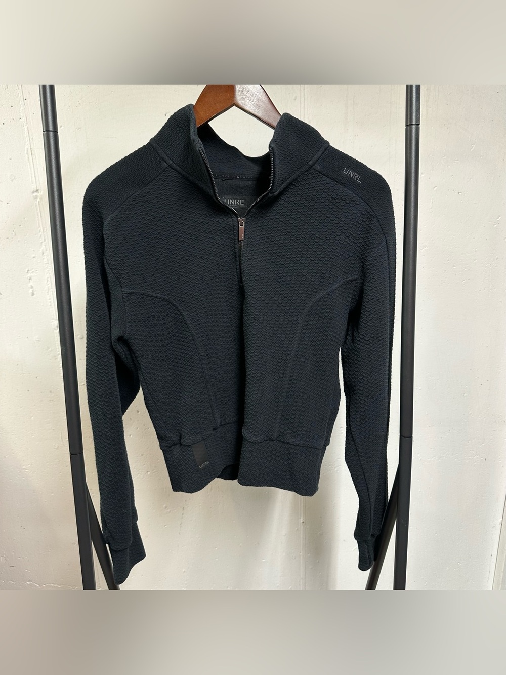 UNRL Women's Black Textured Zip Bomber Jacket 🪶